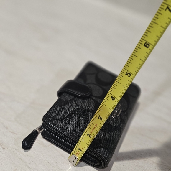 Coach Black Women's Bag - Picture 9 of 10